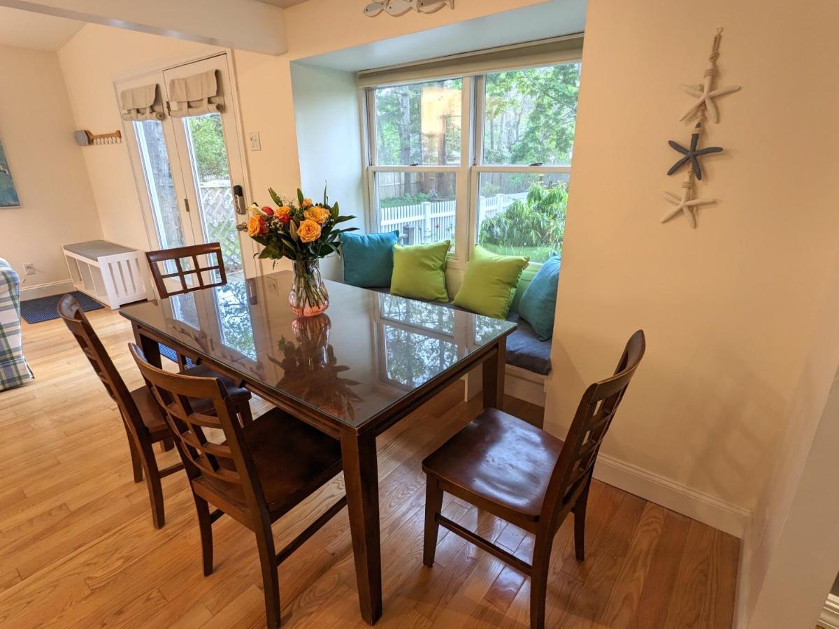 Spacious 4Br House On A Quiet Street In Centerville 5 Min To Craigville Beach 외부 사진